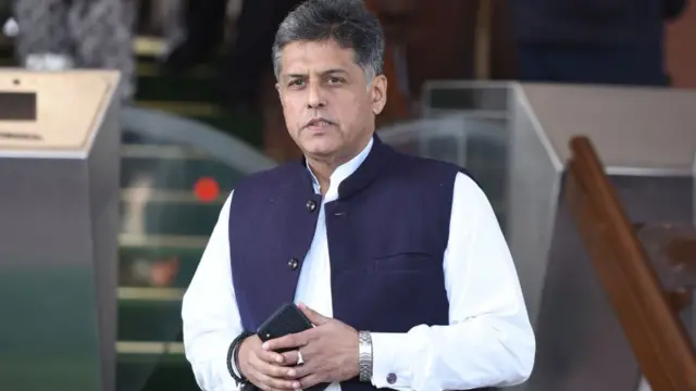 લોકસભામાં કૉંગ્રેસના સંસદસભ્ય મનિષ તિવારીના એક સવાલના જવાબમાં રાજ્યકક્ષાના નાણા મંત્રીએ કહ્યુ હતુ કે એજન્સીઓની વચ્ચે સહકાર-સંકલન વધ્યા છે, તે સરકારની કાળાનાણાં સામે લડવાની પ્રતિબદ્ધતા છતી કરે છે