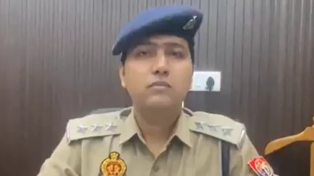 एसीपी इंदिरापुरम अभिषेक सिंह