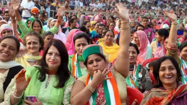 हिमाचल में महिला मतदाता