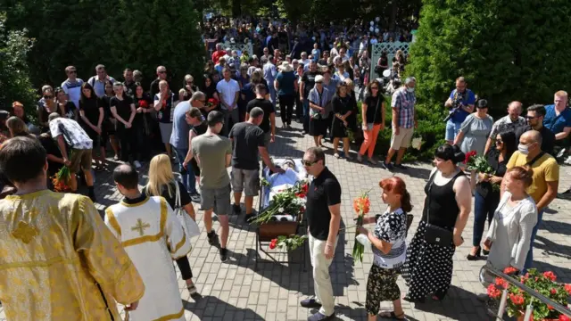 الکساندر تاراکوفسکی حضور یافتند؛ آقای تاراکوفسکی روز دوشنبه در جریان اعتراضات کشته شد.