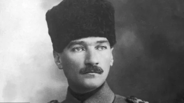 مصطفی کمال اتا ترک