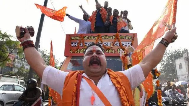 પ્રતીકાત્મક તસવીર