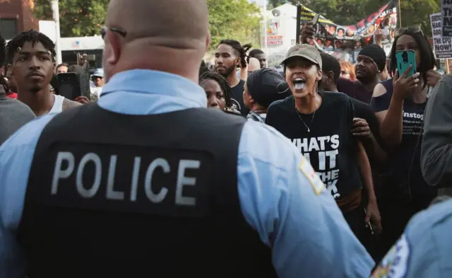 Manifestantes en Chicago.