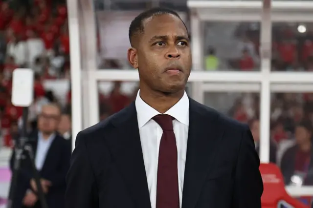 Usai pertandingan, pelatih Timnas Indonesia Patrick Kluivert menilai timnya kehilangan kendali permainan, usai mencetak gol pertama. Dia pun menyoroti lini tengah yang dimanfaatkan Arab Saudi.