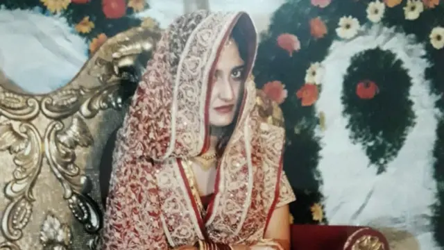 શઝમાન મનસૂર પતિ સાથે