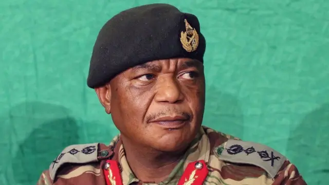 Gen Chiwenga qudhiisa ayaa xarig ka badbaaday