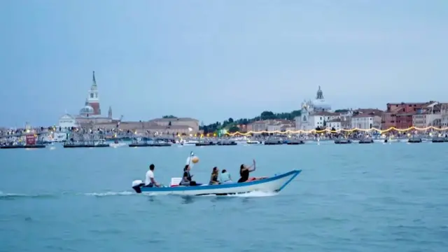 वेनिस के इस जलसे का रिश्ता प्लेग से है