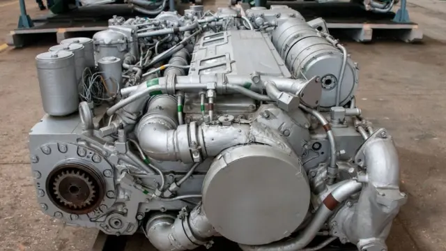 Танковий двигун 6ТД