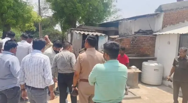 गिरीशचं घर, जिथे मृतदेह सापडले.