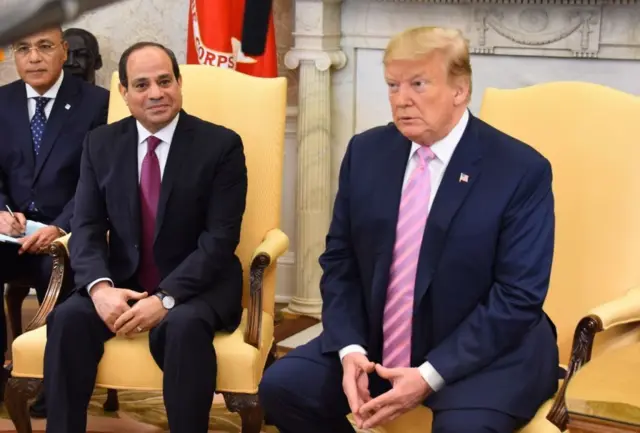 Abdelfatahá el Sisi y Donald Trump.