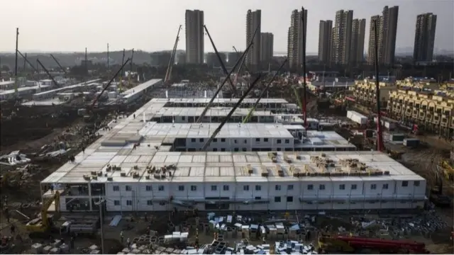 గతంలో అత్యంత వేగంగా వెయ్యి పడకల ఆసుపత్రిని చైనా ఇంజినీర్లు నిర్మించారు