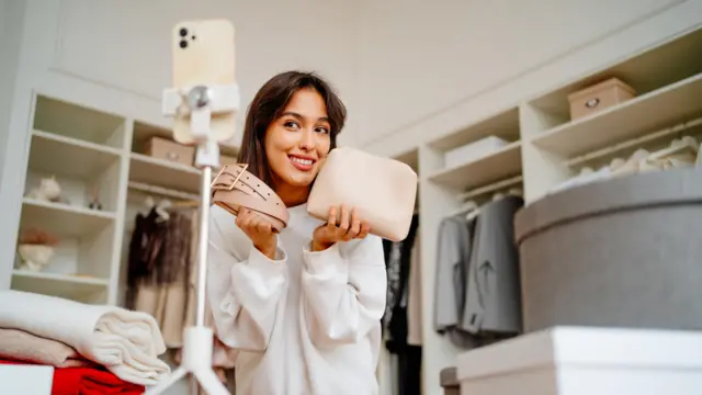 Beauty fashion blogger advertising bag and belt accessories