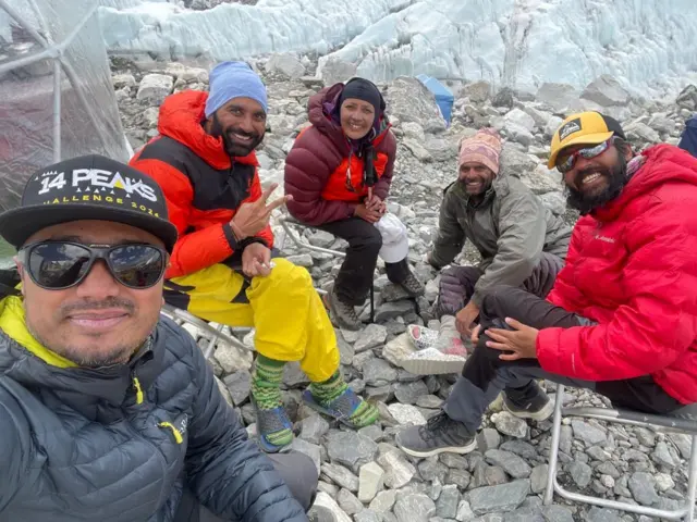 বাবর আলী ও অন্যান্য পর্বতারোহী