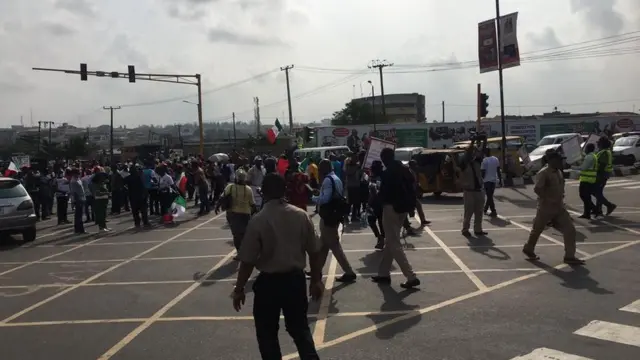 Iwọde ẹgbẹ oṣiṣẹ