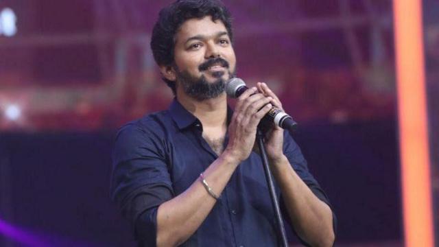 விஜய் நடிப்பதை நிறுத்துவது ஏன்? 