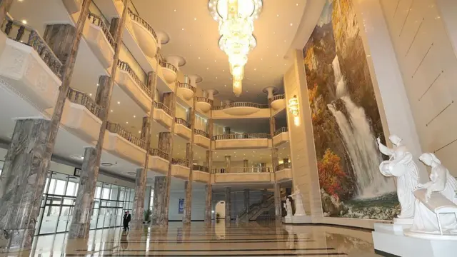 朝鲜首都平壤的东平壤大剧院