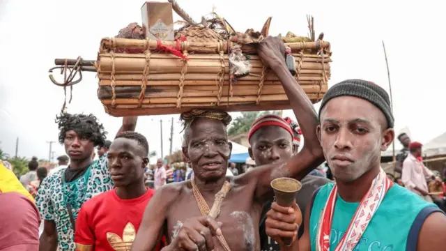 Ndị Arọ na-eme ihe omenala