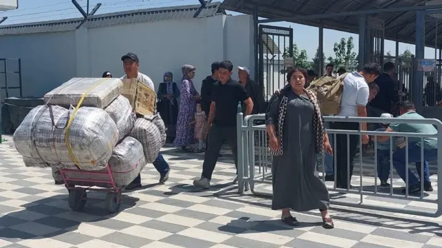 Чегара олдида