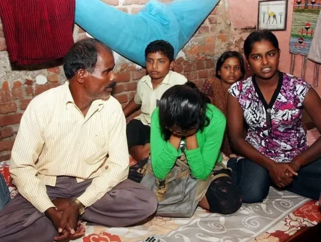 దీపిక కుమారి కుటుంబం