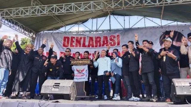 Ribuan anggota GRIB Jaya deklarasi menangkan Prabowo-Gibran di Pilpres 2014.