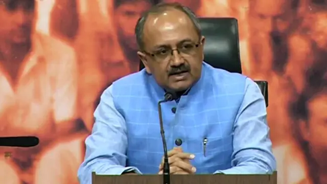 उत्तर प्रदेश के स्वास्थ्य मंत्री सिद्धार्थनाथ सिंह