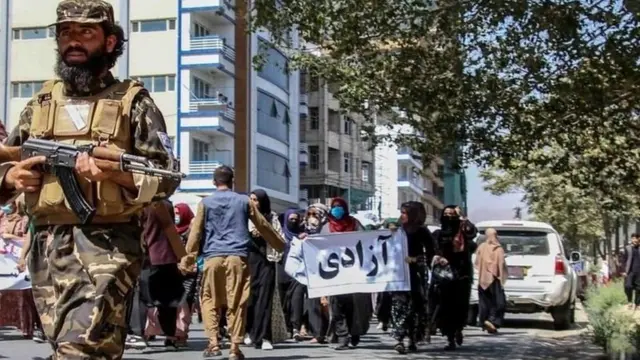 کابل، د طالبانو راتګ