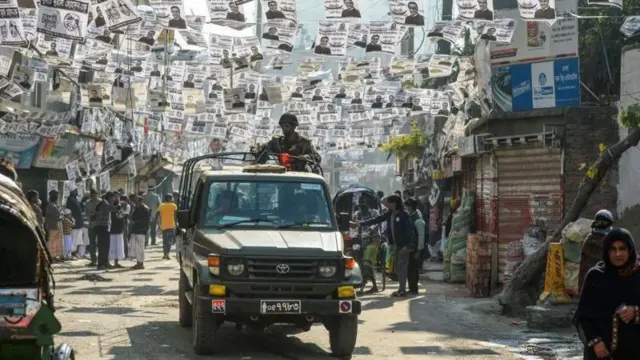 গত সাতই জানুয়ারি বাংলাদেশে দ্বাদশ সংসদ নির্বাচন অনুষ্ঠিত হয়