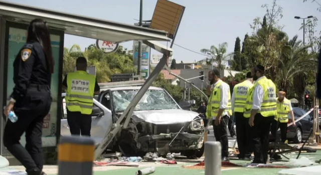 Tel Aviv'de araçla gerçekleştirilen misilleme saldırısında yedi İsraillinin yaralandığı açıklandı.