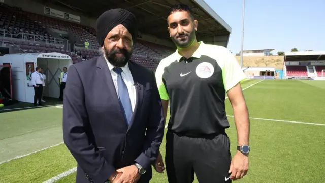 భూపిందర్ సింగ్ అన్న సన్నీ, తండ్రి జర్నైల్ సింగ్ 