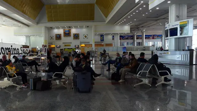 براساس گزارشها این سرباز ارتش اسرائیل ۹ ساعت را در سالن ترانزیت فرودگاه شیراز گذرانده بود