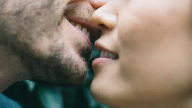 முத்தம்