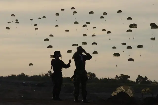 operasi militer di aceh, darurat militer di aceh, 20 Mei 2003, tsunami aceh, perdamaian aceh