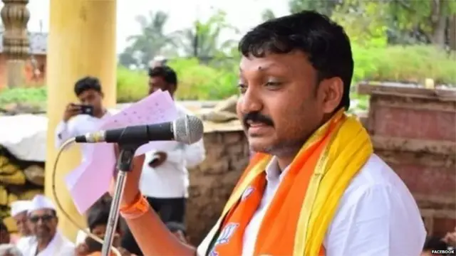 पवनराजे यांचे चिरंजीव ओमराजे निंबाळकर