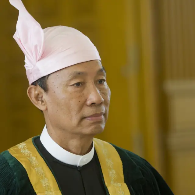 ၂၀၁၆ ခုနှစ် ပြည်ထောင်စုလွှတ်တော်တွင် ဥပဒေရေးရာနှင့် အထူးကိစ္စများ လေ့လာဆန်းစစ်ရေး ကော်မရှင် ဥက္ကဋ္ဌ တာဝန်ယူခဲ့