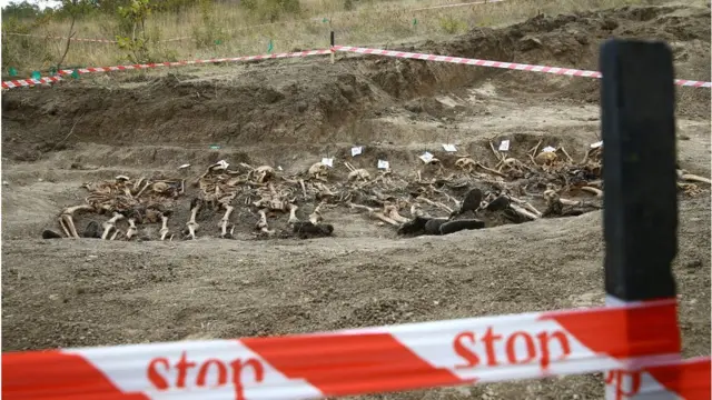 Массовое захоронение в районе Ходжавенда (Мартуни)