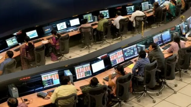 इसरो के वैज्ञानिक