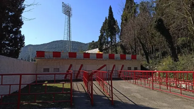 Stadion pod Bijelim brijegom