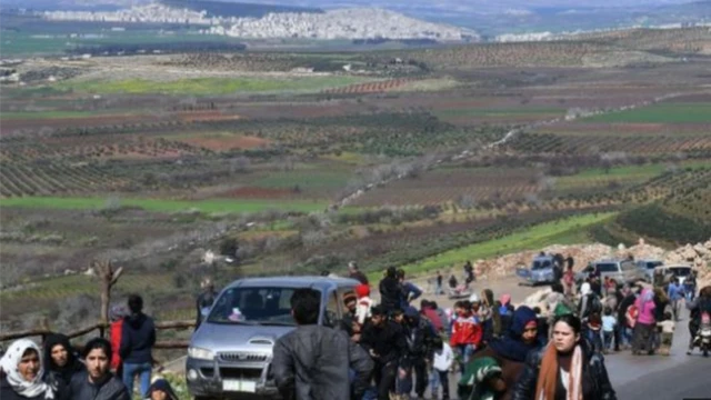 พลเรือนหลายหมื่นคนอพยพออกจากเมืองอาฟรินเพื่อหนีภัยการสู้รบในช่วงไม่กี่วันที่ผ่านมา