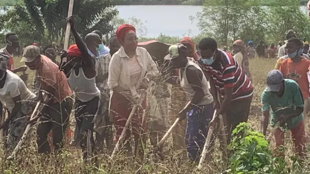 Mu nkambi ya Mahama, impunzi z'abarundi zatangije umugambi zise "Agateka kacu", ni umugambi w'ubuhinzi watangijwe n'abarundi bahunze
