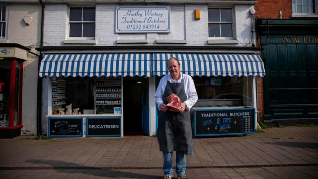 Dave Stanton, Hartley Wintney, İngiltere