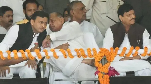 अखिलेश यादव और मुलायम सिंह