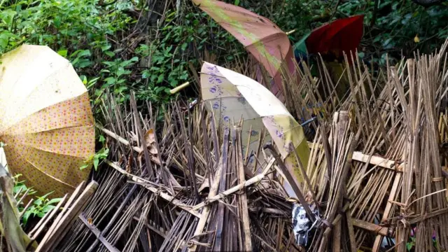 клети из бамбука