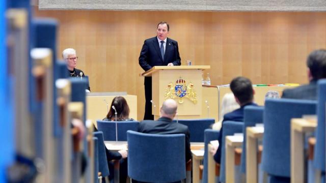Stefan Lofven, premiê sueco, fala no Parlamento