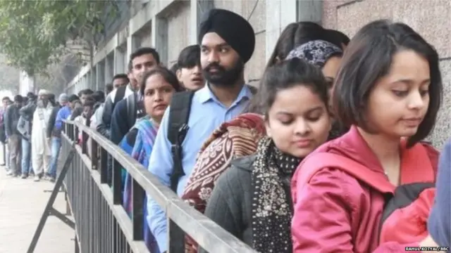 रोज़गार