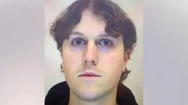 Нападач је идентификован као 35-годишњак Рикард Андерсон