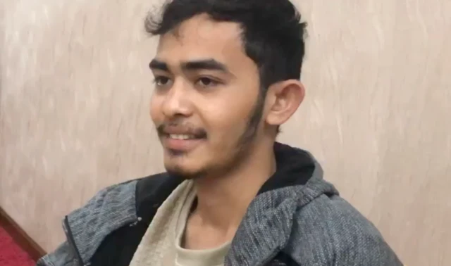 Muhammad Luthfi Ahmadi berada di Lebanon untuk melanjutkan pendidikan di Global University, Beirut. Namun konflik terbaru di negara itu membuatnya dievakuasi ke kampung halaman. 