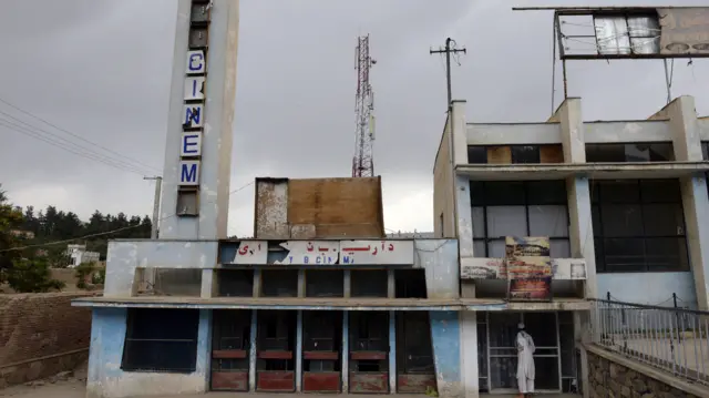 میزان۱۳۹۲، ساختمان سینمای آریوب در منطقه باغ بالای کابل