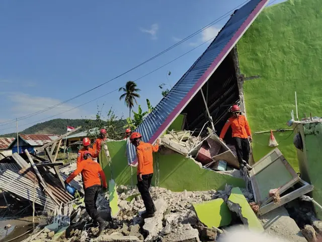 gempa NTT, Flores
