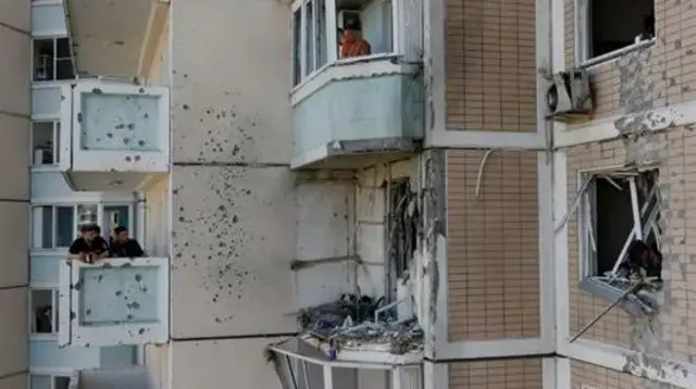 Наслідки влучання дрона в будинок у Московській області