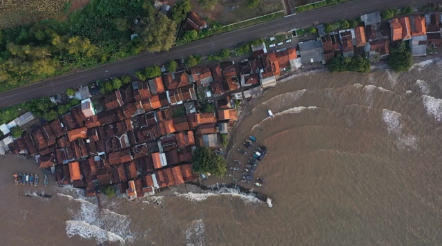 pantura, pantai utara jawa, tenggelam, PSN, KEK, industri